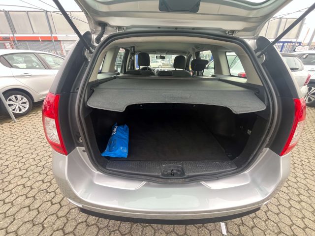 DACIA Logan usata, con Autoradio