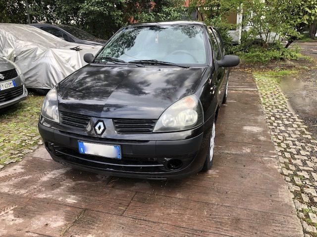 RENAULT Clio usata, con Servosterzo