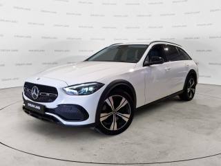 MERCEDES-BENZ C 220 usata, con Luci diurne LED