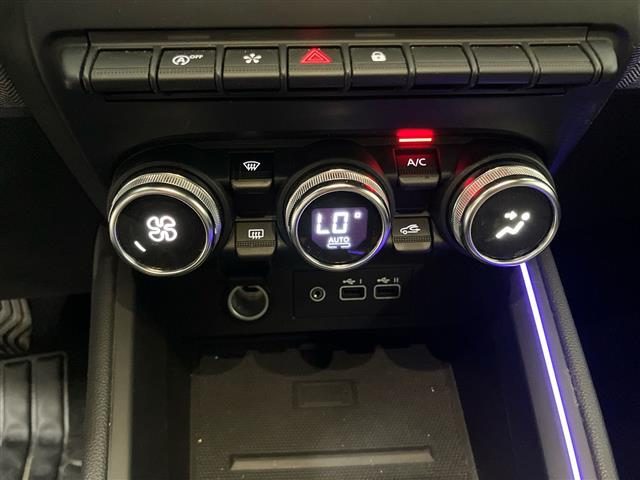 RENAULT Clio usata 21