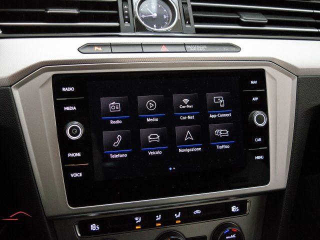 VOLKSWAGEN Passat Variant usata 37