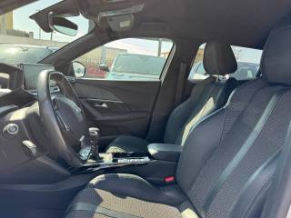 PEUGEOT 2008 usata, con Fari Xenon