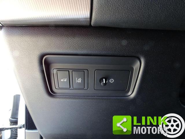 LAND ROVER Range Rover Sport usata, con Leve al volante