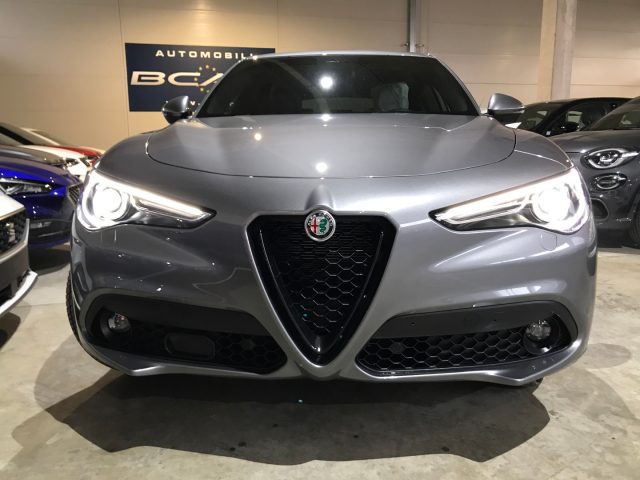 ALFA ROMEO Stelvio usata, con Cerchi in lega