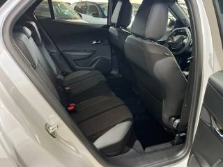 PEUGEOT 2008 usata, con Volante in pelle