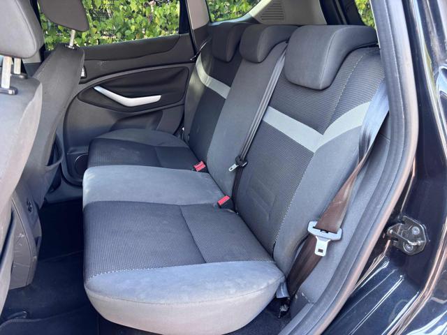 FORD Kuga usata, con Controllo automatico clima