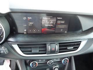 ALFA ROMEO Stelvio usata, con Controllo automatico clima