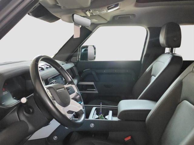 LAND ROVER Defender usata 8