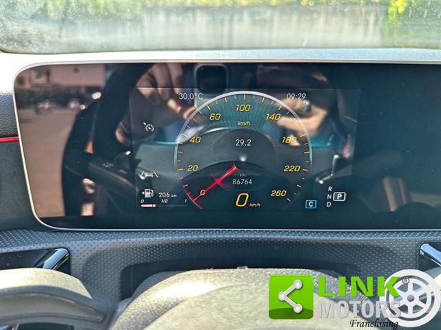 MERCEDES-BENZ A 180 usata, con Cronologia tagliandi