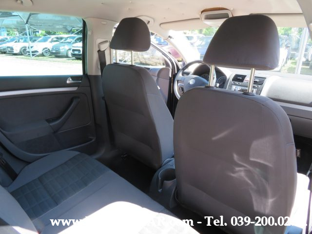 VOLKSWAGEN Golf usata 29