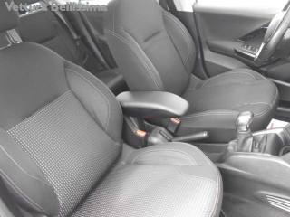 PEUGEOT 208 usata, con Sensore di pioggia