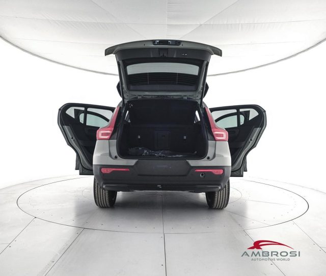 VOLVO XC40 usata 6