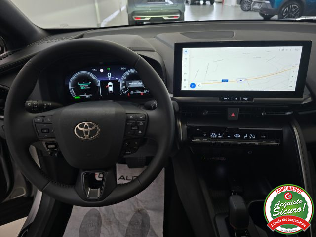 TOYOTA C-HR usata, con Controllo automatico clima
