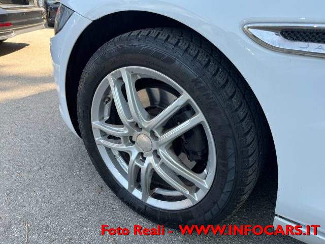 JAGUAR XE usata, con Chiusura centralizzata telecomandata