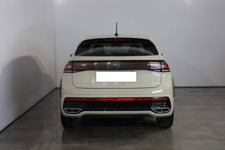 VOLKSWAGEN Taigo usata, con Autoradio