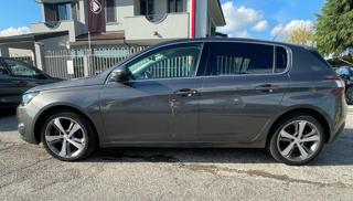 PEUGEOT 308 usata, con Airbag