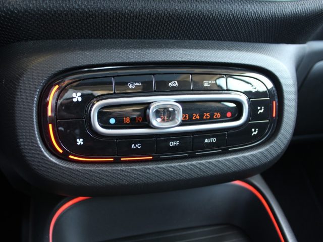 SMART ForTwo usata, con Volante multifunzione