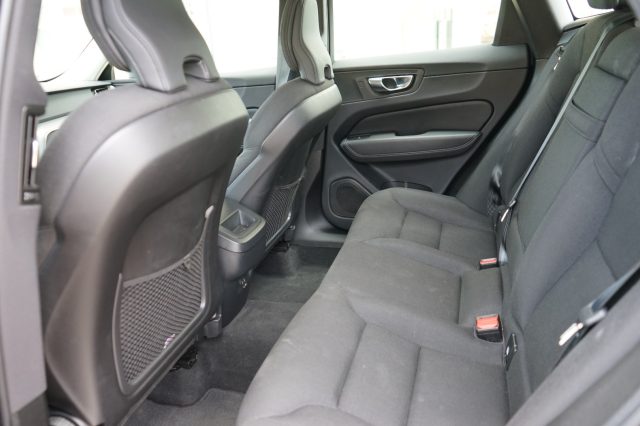 VOLVO XC60 usata, con Fari LED