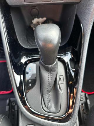 TOYOTA Yaris usata, con Vetri oscurati