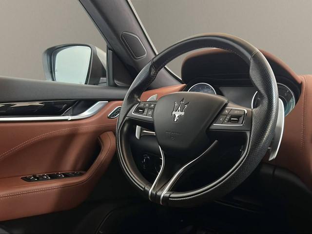 MASERATI Levante usata, con Volante in pelle