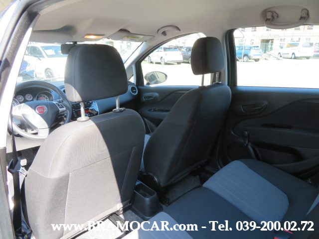 FIAT Punto usata, con Volante riscaldabile