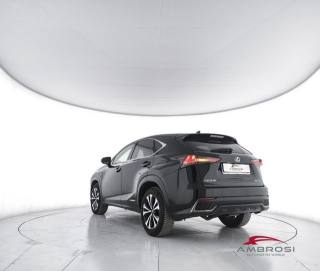 LEXUS NX 300h usata 3