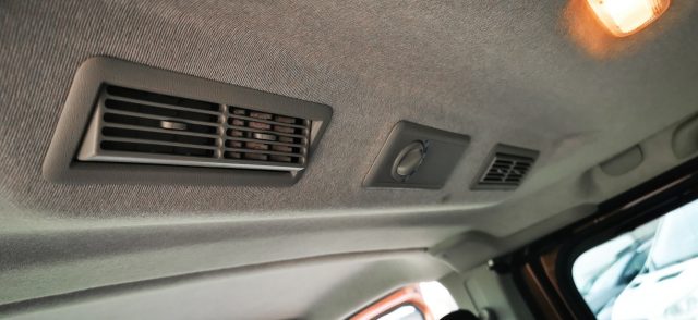 NISSAN NV300 usata, con Vivavoce