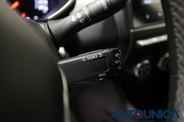 RENAULT Clio usata, con Bluetooth