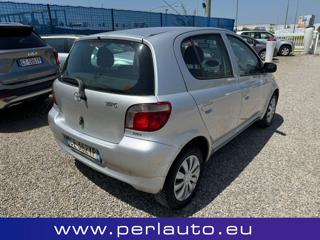 TOYOTA Yaris usata, con Alzacristalli elettrici