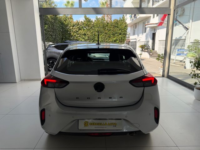 OPEL Corsa usata, con ESP