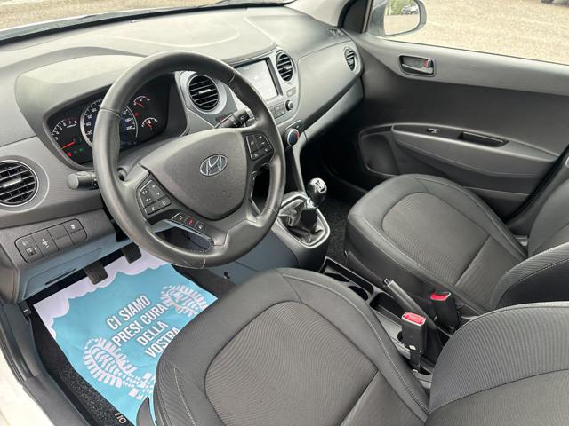 HYUNDAI i10 usata, con Autoradio