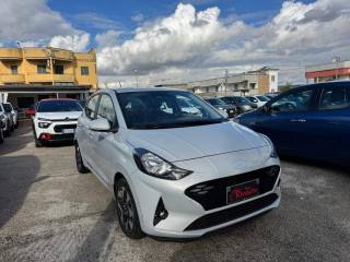 HYUNDAI i10 usata, con Airbag