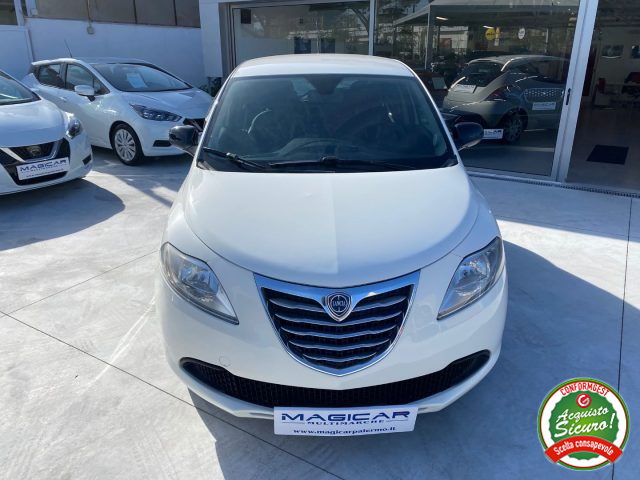 LANCIA Ypsilon usata, con Airbag