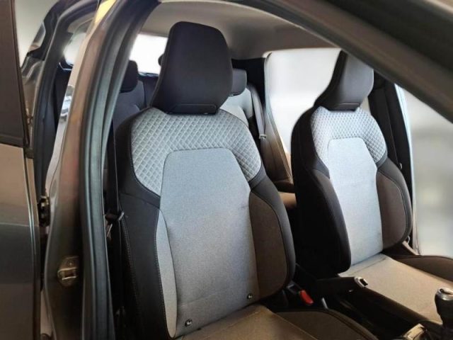 RENAULT Clio usata, con Cruise Control