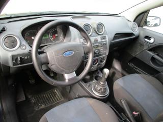 FORD Fiesta usata, con Servosterzo