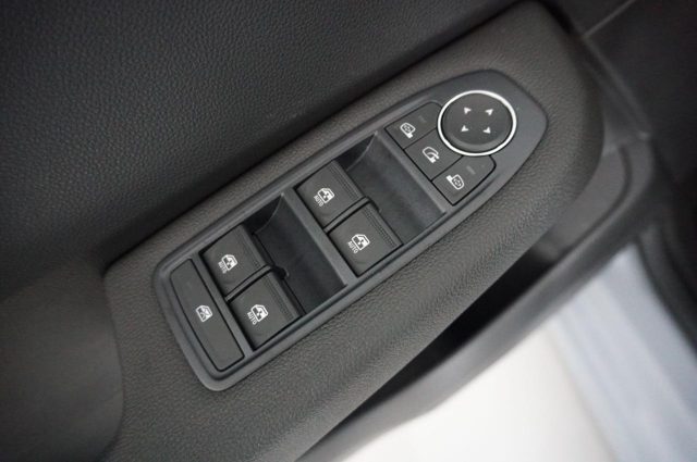 RENAULT Clio usata, con Controllo elettronico della corsia