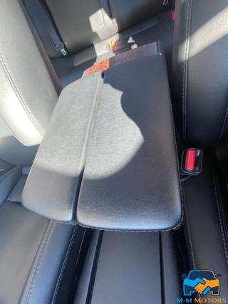 TESLA Model S usata, con USB