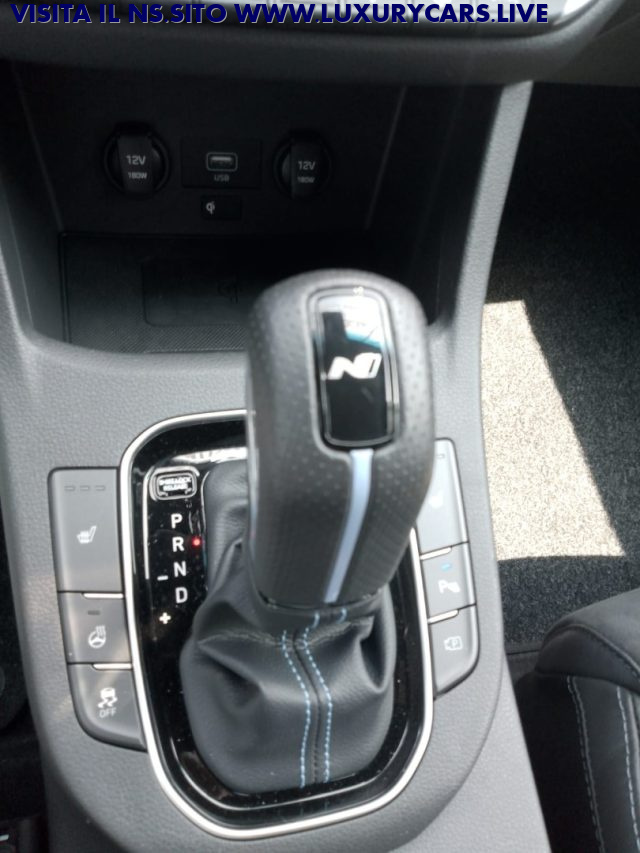 HYUNDAI i30 usata, con Sistema di navigazione