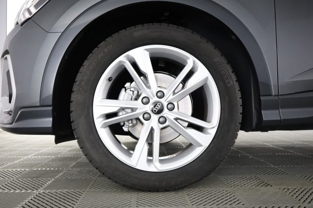 AUDI Q3 usata 8
