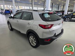 KIA Stonic usata, con Autoradio