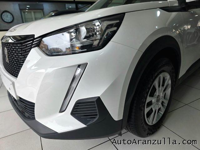 PEUGEOT 2008 usata, con Luci diurne LED