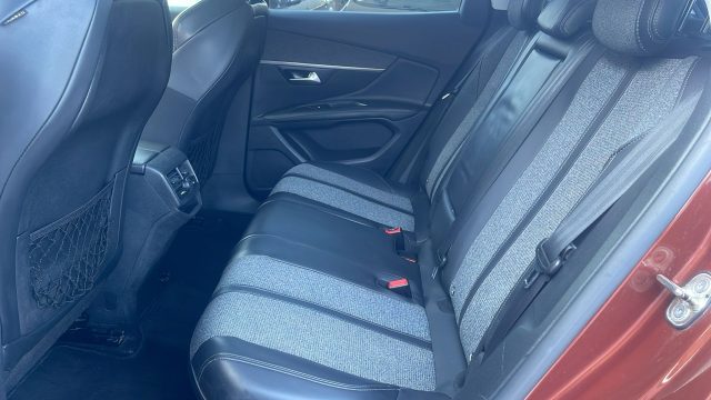 PEUGEOT 3008 usata, con Controllo elettronico della corsia
