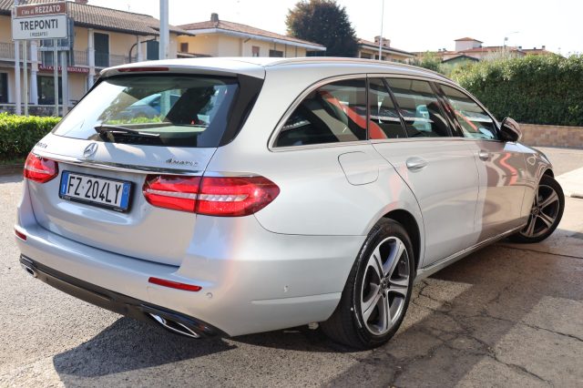 MERCEDES-BENZ E 220 usata, con Climatizzatore automatico, 2 zone