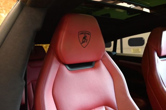 LAMBORGHINI Urus usata 78