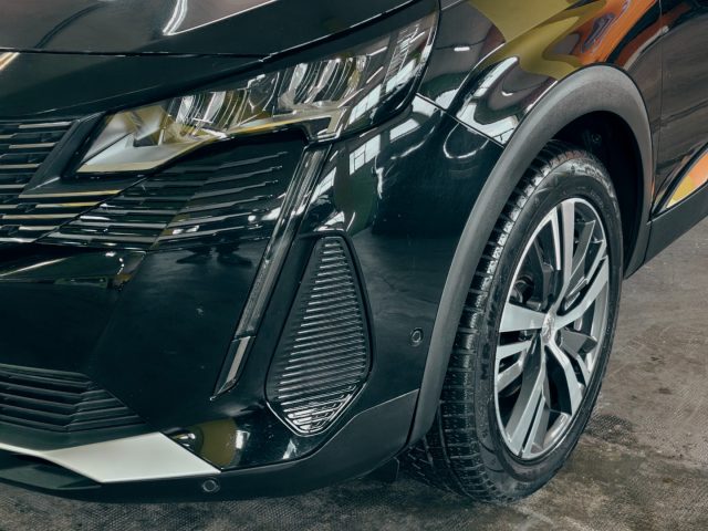 PEUGEOT 5008 usata, con Interni in pelle