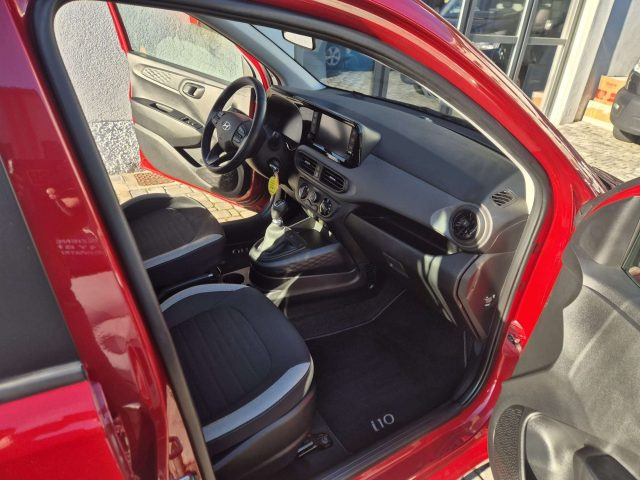HYUNDAI i10 usata, con USB