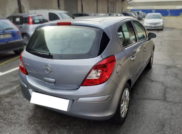 OPEL Corsa usata, con Climatizzatore