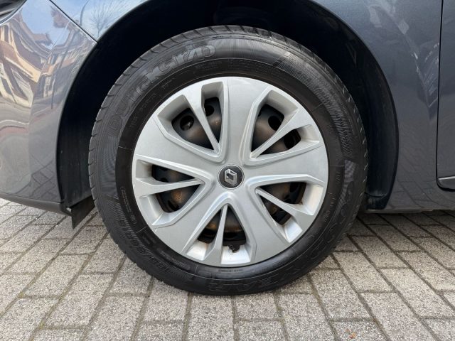 RENAULT Clio usata 15