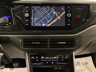 VOLKSWAGEN Taigo usata, con USB