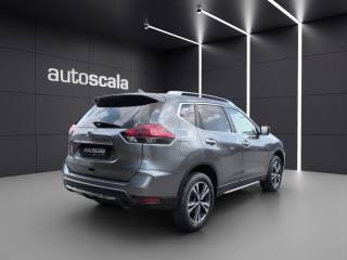 NISSAN X-Trail usata, con Autoradio